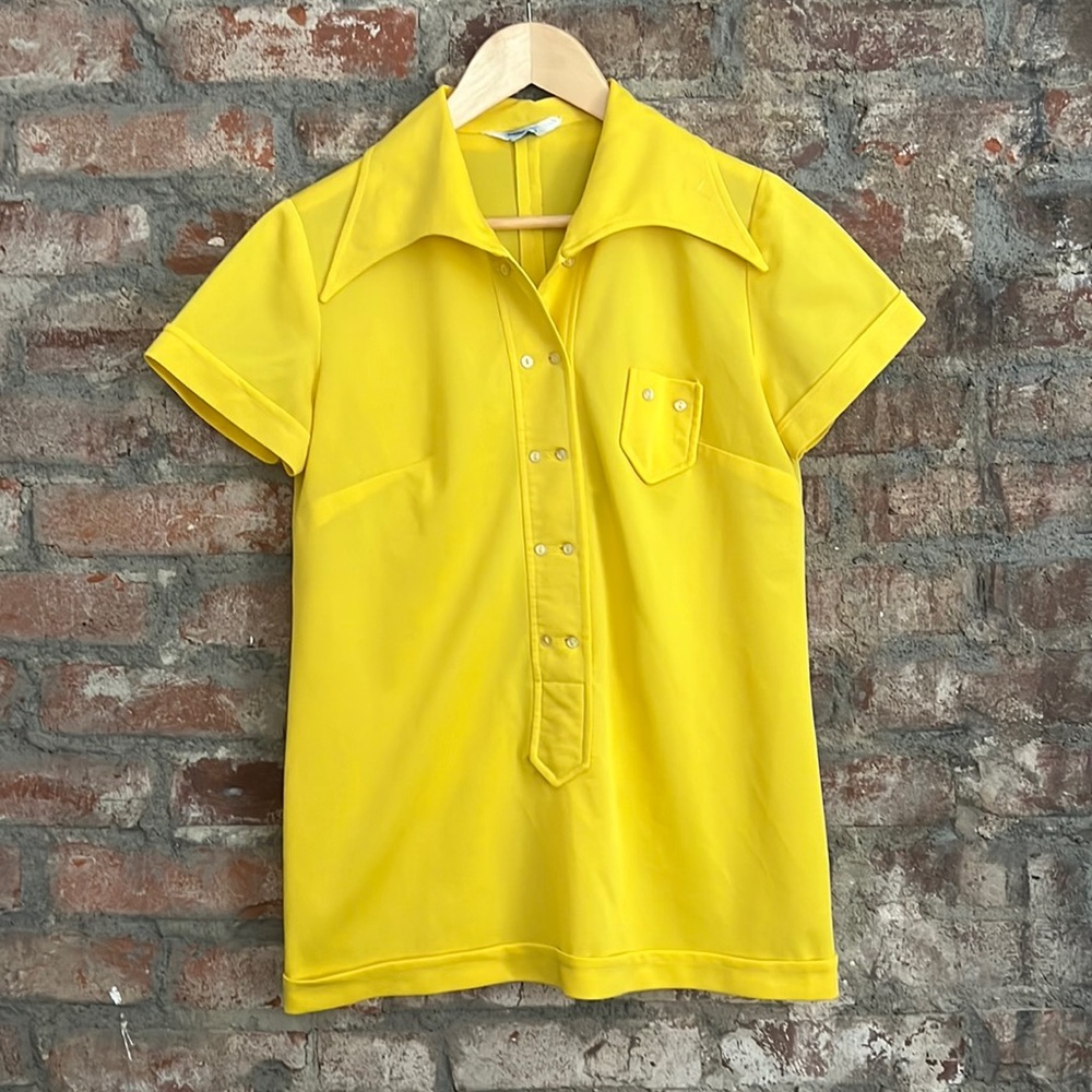 VINTAGE big collar yellow blouse Sears made from the 70s